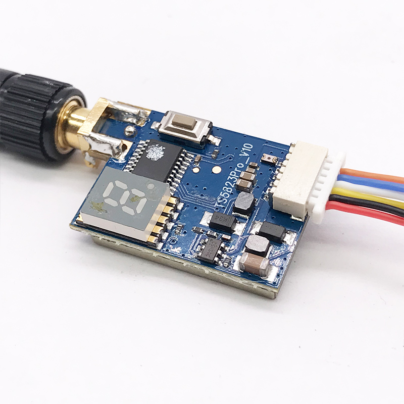 EWRF TS5823 Pro 200mW/600mW Vi - Drone Racing Transmitter recensie en prijs